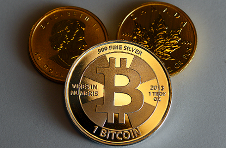 Биткоин.
