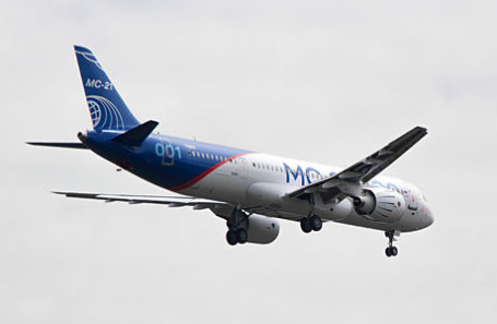 Новый российский пассажирский самолет МС-21-300.