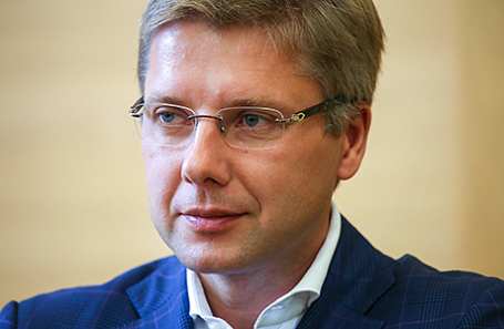 Нил Ушаков.