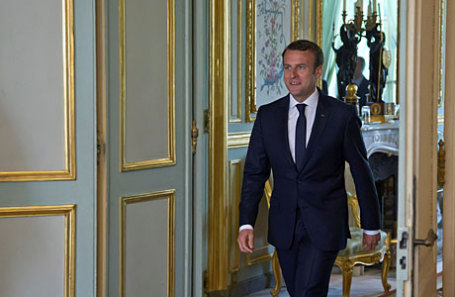 Во Франции проходит 1-ый тур парламентских выборов