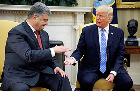 Петр Порошенко и Дональд Трамп на встрече в Белом доме в Вашингтоне, США, 20 июня 2017.