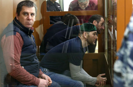 Фигуранты по делу об убийстве Немцова Темирлан Эскерханов, Шадид Губашев и Хамзат Бахаев (слева направо).