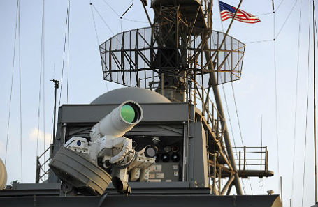 Установка LaWS на борту USS Ponce.
