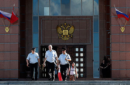 У здания Московского областного суда, где произошла перестрелка.