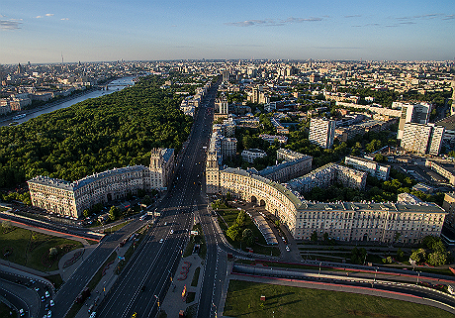 Вид на Ленинский проспект.