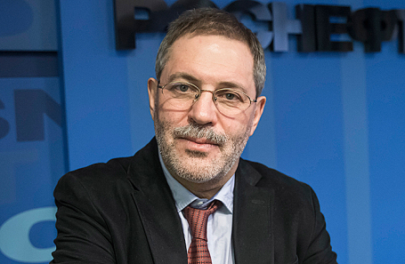 Михаил Леонтьев.