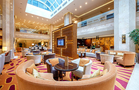 Холл отеля Marriott Hotel Novy Arbat.