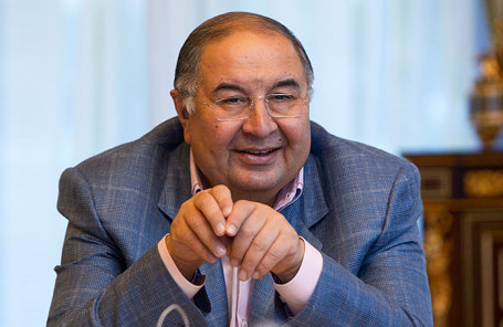 Бизнесмен Алишер Усманов.
