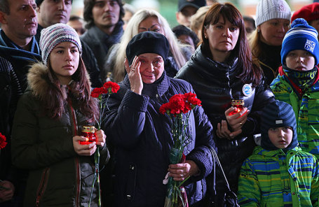 На церемонии закладки камня мемориала «Сад памяти», посвященного жертвам катастрофы российского самолета Airbus А321 над Синаем. 30 октября 2016