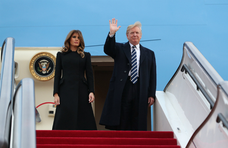 Президент США Дональд Трамп с супругой Меланией.