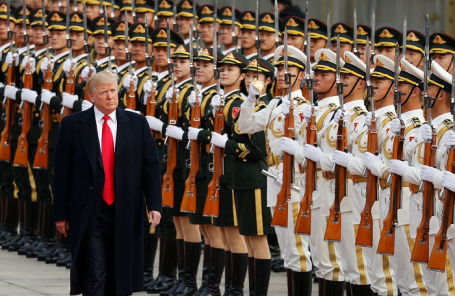 Дональд Трамп на приветственной церемонии в Пекине.