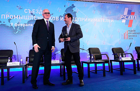 Президент РСПП Александр Шохин (слева) и главный редактор Business FM Илья Копелевич.