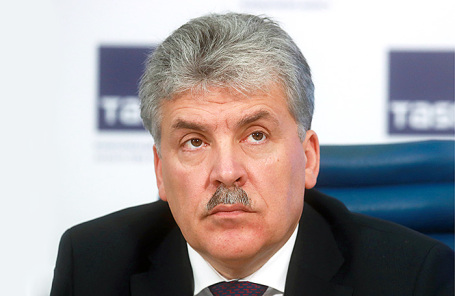 Директор Совхоза имени Ленина Павел Грудинин.