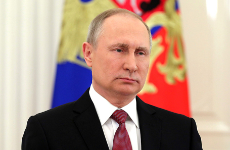Президент РФ Владимир Путин во время выступления с телевизионным обращениям к россиянам после обнародования ЦИК РФ официальных итогов голосования на выборах президента РФ, 23 марта 2018.