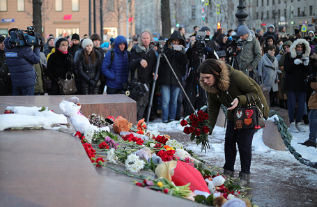 Акция на Пушкинской площади в память о погибших при пожаре в кемеровском торговом центре «Зимняя вишня», 27 марта 2018.