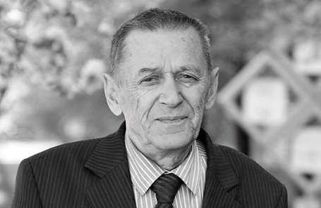 Виктор Калашников.