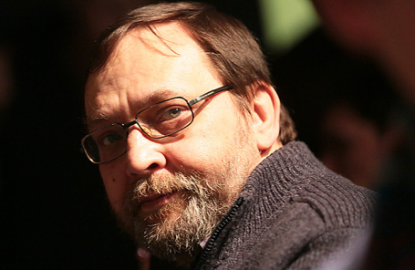 Режиссер Михаил Угаров.