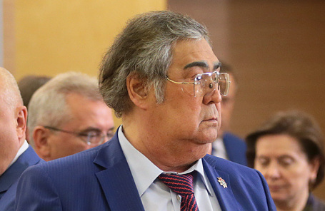 Аман Тулеев.