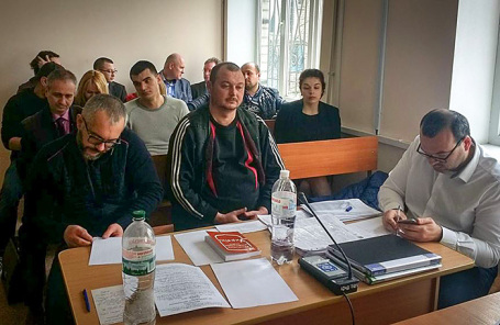 В Херсонском городском суде избирают меру пресечения капитану арестованного судна «Норд» Владимиру Горбенко, 6 апреля 2018 года