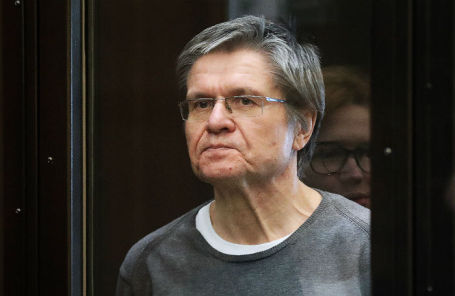 Бывший министр экономического развития РФ Алексей Улюкаев во время рассмотрения апелляционной жалобы защиты на приговор в Мосгорсуде.
