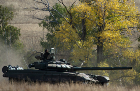 Танк Т-72.