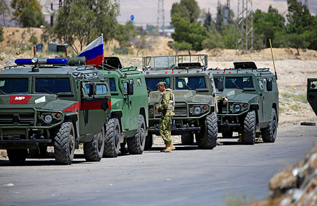 Российские военные машины в восточной части Гуты недалеко от Думы.