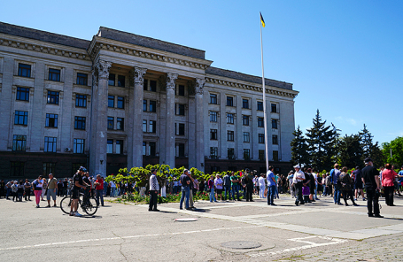 Луганчане почтили память одесситов, погибших 2 мая 2014 года (ФОТО)