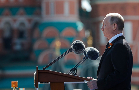 Президент России Владимир Путин на параде Победы, 9 мая 2018 года.