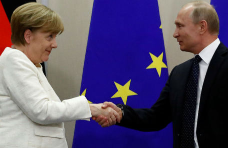 Канцлер ФРГ Ангела Меркель и президент России Владимир Путин.