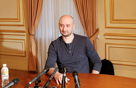 Аркадий Бабченко.