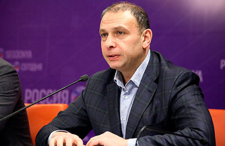 Александр Долгин.