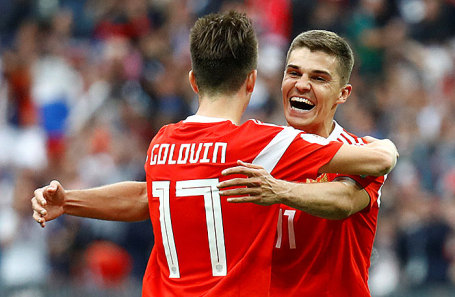Игроки сборной России по футболу.