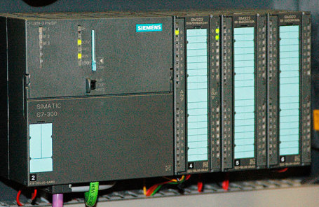Siemens Simatic S7-300.