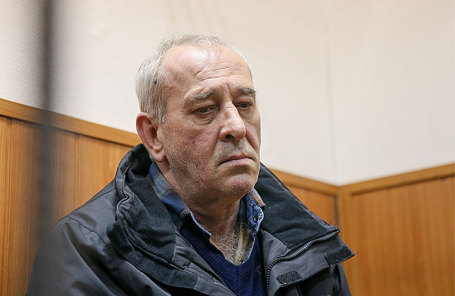 Виктор Тихонов.