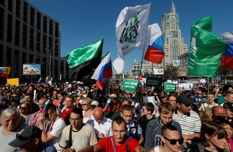 https://cdn.bfm.ru/news/maindocumentphoto/2018/07/29/2018-07-29t124056z_212999283_rc163b6efa90_rtrmadp_3_russia-protests.jpg