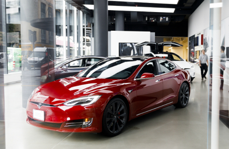 Автомобиль Tesla