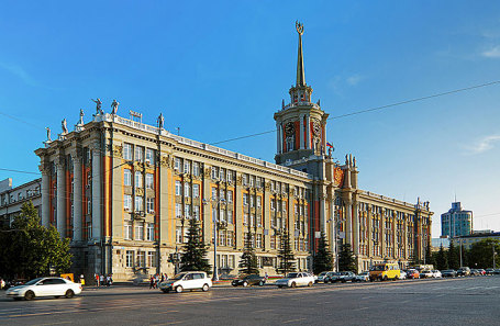 Здание, в котором располагается Екатеринбургская городская дума.