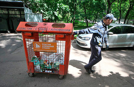 https://cdn.bfm.ru/news/maindocumentphoto/2018/08/23/razdel.jpg