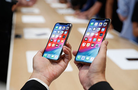 Телефоны iPhone XS и XS Max.