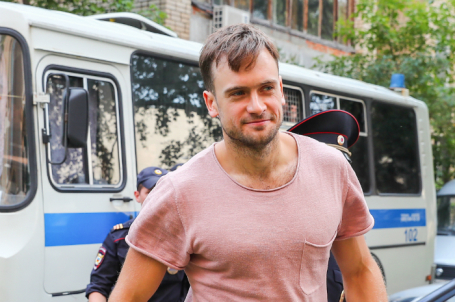 Петр Верзилов.