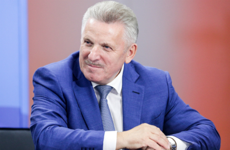 Губернатор Хабаровского края Вячеслав Шпорт.