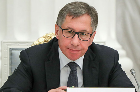Петр Авен.