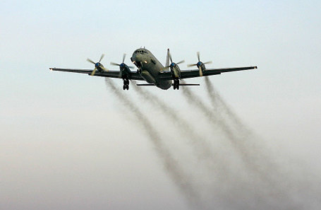 Ил-20.
