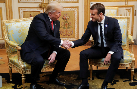 Эммануэль Макрон и Дональд Трамп во время встречи в Париже.