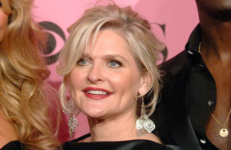 Шэрен Терни.