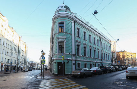 Особняк купца Булошникова XIX века на Большой Никитской улице в Москве.