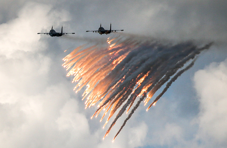 Истребители Су-34. Архив.