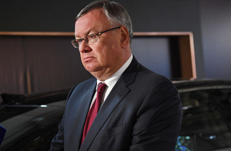 Андрей Костин.