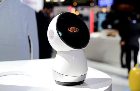 Робот Jibo.