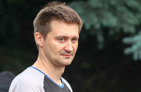 Режиссер сериала «Эпидемия» Павел Костомаров.